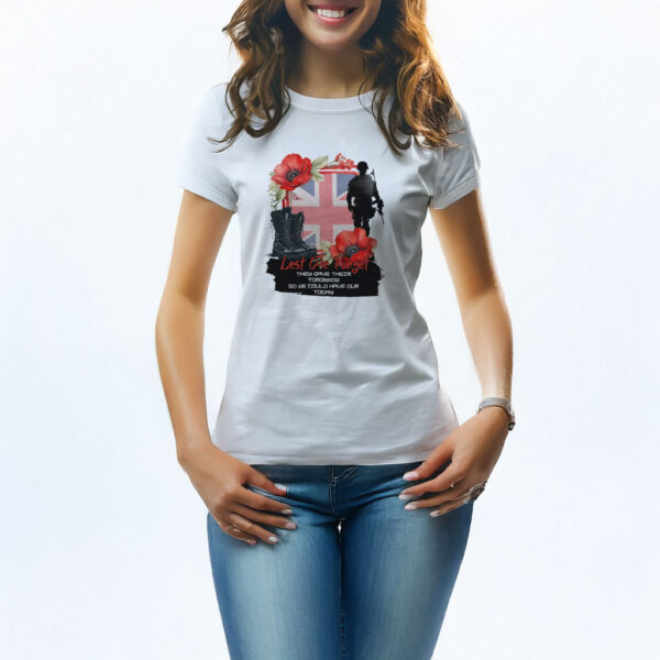 United Kingdom Lest We forget Remembrance Day Shirt